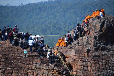 คำอธิบาย : ยอดเขาช้างล้วง ต.นครไทย อ.นครไทย จ.พิษณุโลก<br>วันที่ถ่าย  :14 พ.ย. 2559<br>ผู้ถ่าย : ธีระวัฒน์  แสนคำ<br>ลิขสิทธิ์  : ศูนย์มานุษยวิทยาสิรินธร (องค์การมหาชน)<br>รูปแบบลิขสิทธิ์ : สัญญาอนุญาตครีเอทีฟคอมมอนส์<br>