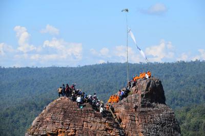 คำอธิบาย : ยอดเขาช้างล้วง ต.นครไทย อ.นครไทย จ.พิษณุโลก<br>วันที่ถ่าย  :14 พ.ย. 2559<br>ผู้ถ่าย : ธีระวัฒน์  แสนคำ<br>ลิขสิทธิ์  : ศูนย์มานุษยวิทยาสิรินธร (องค์การมหาชน)<br>รูปแบบลิขสิทธิ์ : สัญญาอนุญาตครีเอทีฟคอมมอนส์<br>